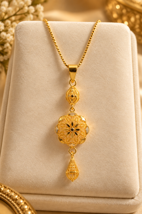 Dazzling Floral Design Gold Plated Pendant Necklace Set for Girls/Women